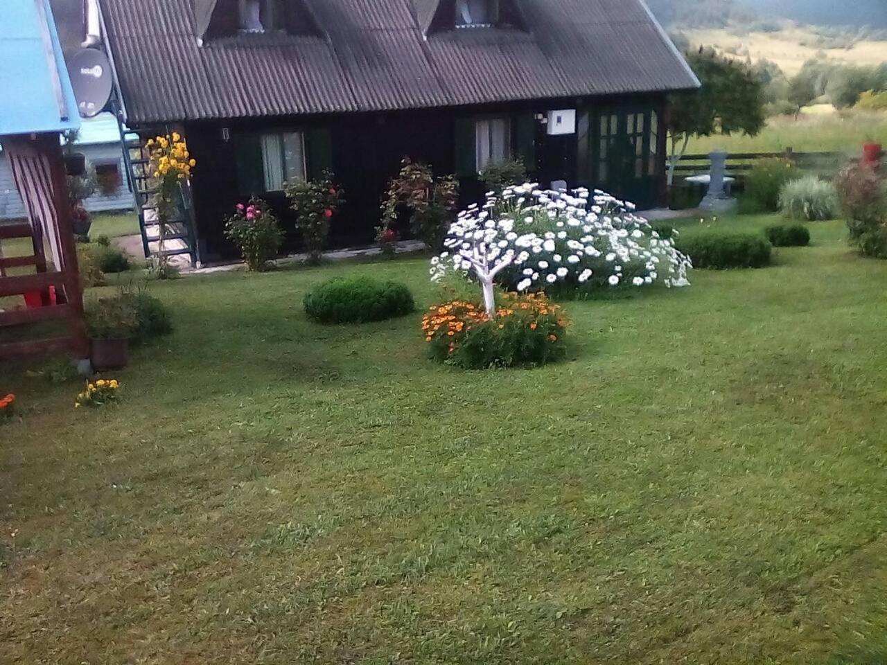 Holiday Home Vila Milka Kremna Exterior photo